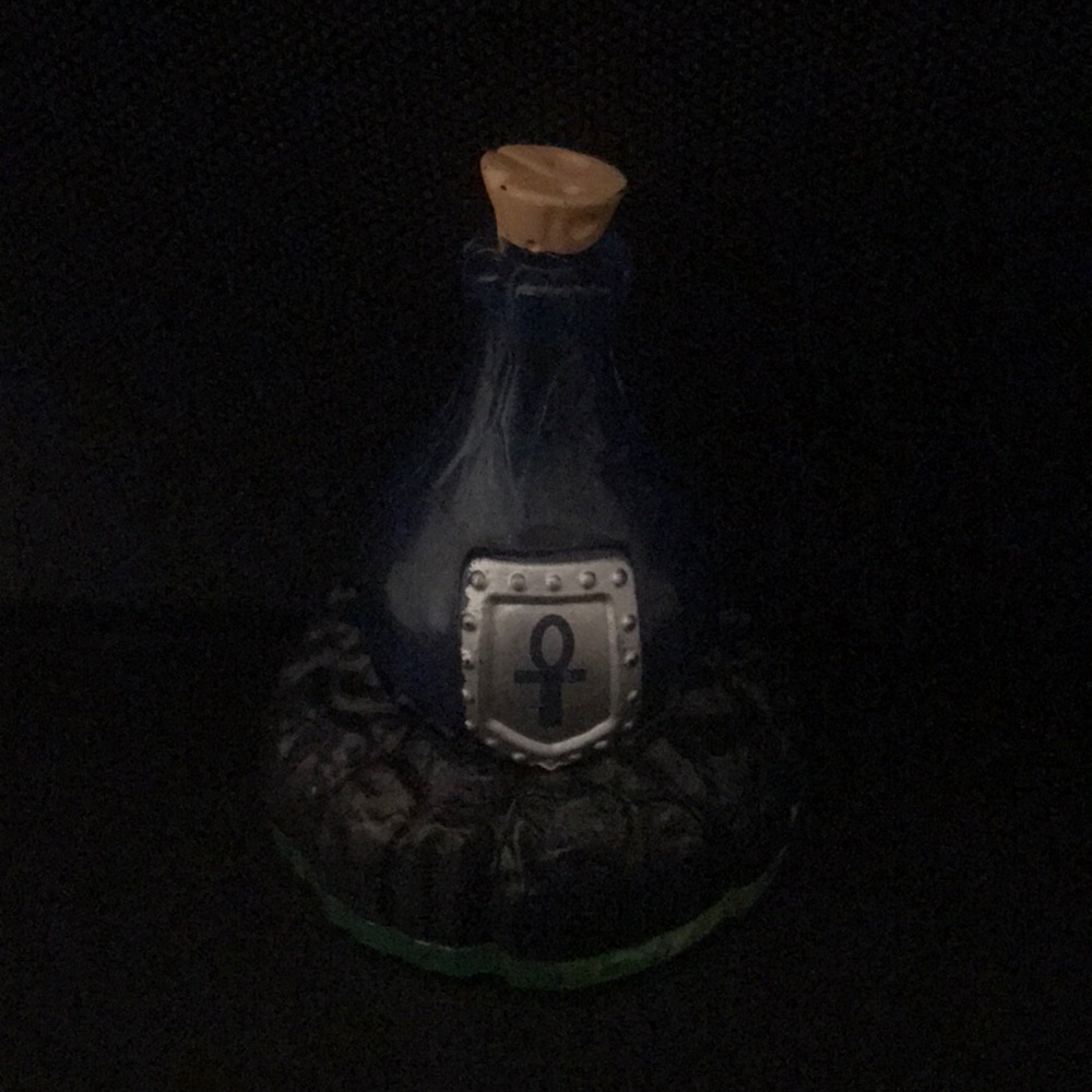 Healing Elixir - used Skylander figurine